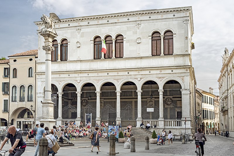 Loggia del Consiglio | Hotelvalbrenta.com